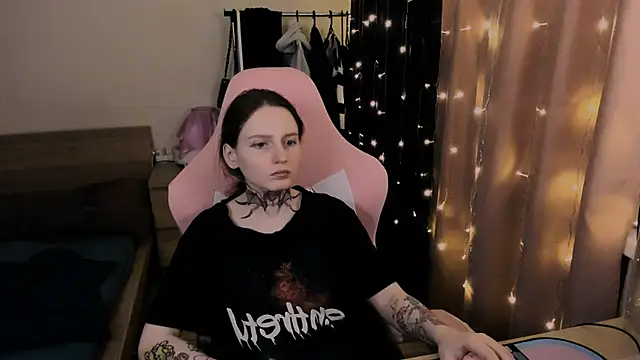 Onyxix online show from March 2026 06:01:02 PM