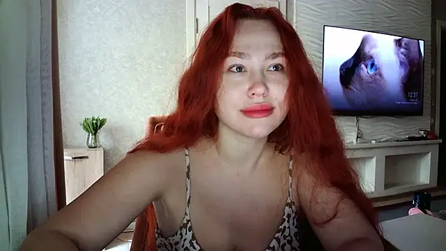 Snapshot of LolaaMint_ chatting on April 2026 07:47:02 AM LolaaMint online show from April 2026 07:47:02 AM