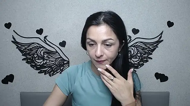 EvaClarkk online show from July 2026 05:22:02 AM