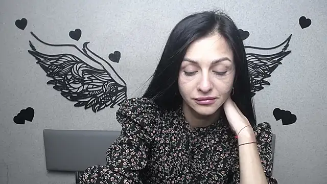 EvaClarkk online show from July 2026 05:10:02 AM