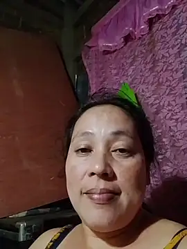 Snapshot of May_Bombs chatting on March 2026 12:45:02 PM May Bombs online show from March 2026 12:45:02 PM