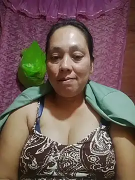 Snapshot of May_Bombs chatting on March 2026 12:54:02 PM May Bombs online show from March 2026 12:54:02 PM