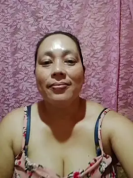 Snapshot of May_Bombs chatting on March 2026 08:17:01 AM May Bombs online show from March 2026 08:17:01 AM