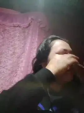 Snapshot of May_Bombs chatting on March 2026 08:53:01 PM May Bombs online show from March 2026 08:53:01 PM