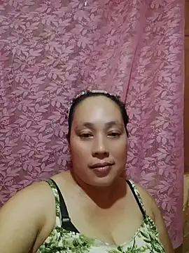 Snapshot of May_Bombs chatting on March 2026 07:09:02 AM May Bombs online show from March 2026 07:09:02 AM