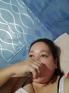 Snapshot of May_Bombs chatting on April 2026 12:06:02 PM May Bombs online show from April 2026 12:06:02 PM