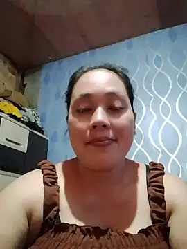 Snapshot of May_Bombs chatting on April 2026 09:07:01 AM May Bombs online show from April 2026 09:07:01 AM