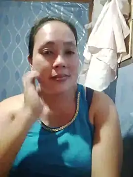 Snapshot of May_Bombs chatting on April 2026 10:41:02 AM May Bombs online show from April 2026 10:41:02 AM