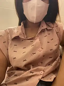 Miu Xinh online show from May 2026 07:08:02 PM