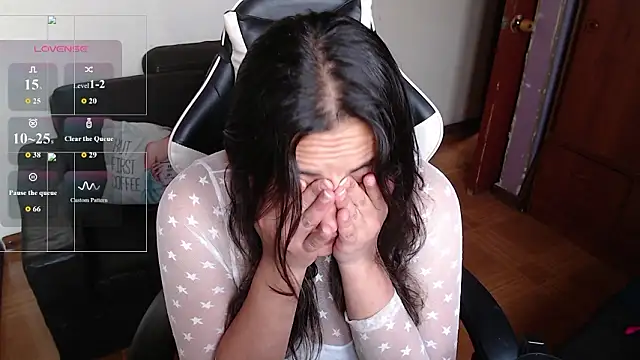 Snapshot of MeliisaRobers chatting on March 2026 04:01:01 PM MeliisaRobers online show from March 2026 04:01:01 PM