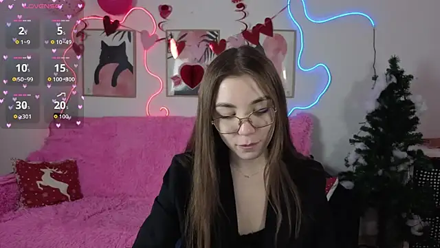 Adriennes online show from February 2026 02:33:01 PM