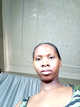 Snapshot of PussyFarrie chatting on April 2026 10:02:01 AM PussyFarrie online show from April 2026 10:02:01 AM