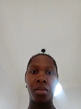 Snapshot of PussyFarrie chatting on June 2026 06:14:01 AM PussyFarrie online show from June 2026 06:14:01 AM