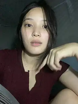 Snapshot of Suzu_xx01 chatting on June 2026 04:31:01 PM Suzu xx01 online show from June 2026 04:31:01 PM
