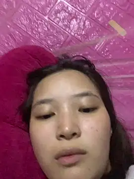 Snapshot of Suzu_xx01 chatting on June 2026 04:37:02 PM Suzu xx01 online show from June 2026 04:37:02 PM