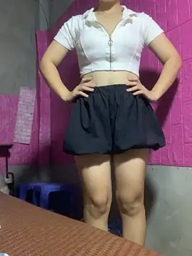 Snapshot of Suzu_xx01 chatting on July 2026 05:04:02 PM Suzu xx01 online show from July 2026 05:04:02 PM
