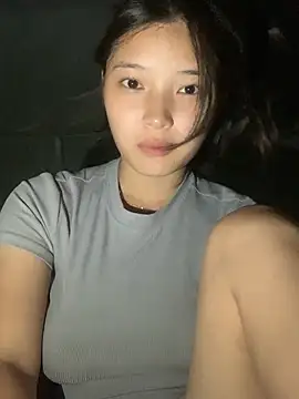 Snapshot of Suzu_xx01 chatting on July 2026 04:36:01 PM Suzu xx01 online show from July 2026 04:36:01 PM