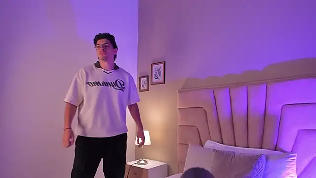 Axel Creed online show from February 2026 10:53:02 AM