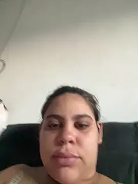 Adriputinha online show from May 2026 07:52:01 PM
