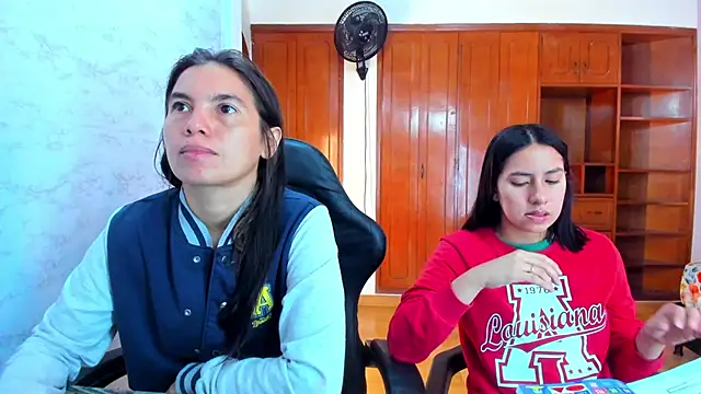 Emily and Soffy online show from April 2026 01:41:01 PM