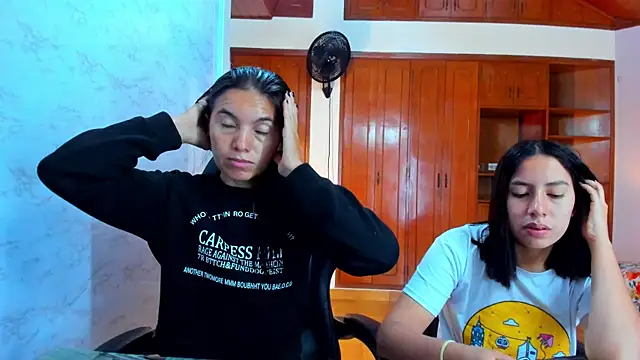 Emily and Soffy online show from April 2026 12:47:02 PM