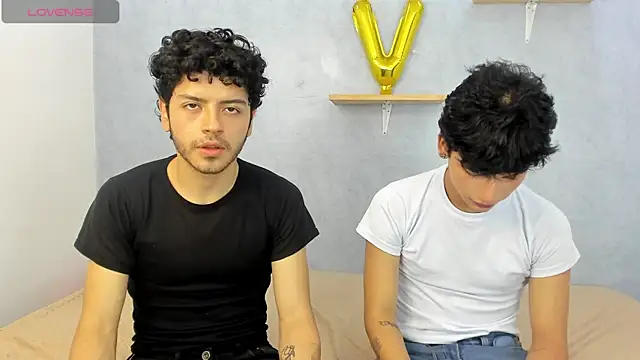 Snapshot of Eliotkinky chatting on February 2026 02:59:02 PM Eliotkinky online show from February 2026 02:59:02 PM