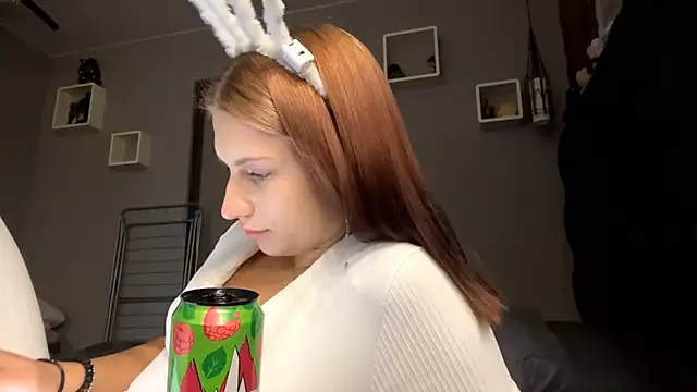 Snapshot of JeneeEady chatting on February 2026 01:58:02 PM JeneeEady online show from February 2026 01:58:02 PM