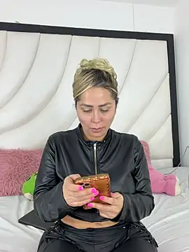 Angelicalove07 online show from February 2026 10:17:01 PM