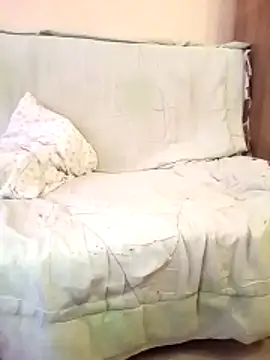 Snapshot of red_misstess_wow chatting on February 2026 07:13:02 AM red misstess wow online show from February 2026 07:13:02 AM