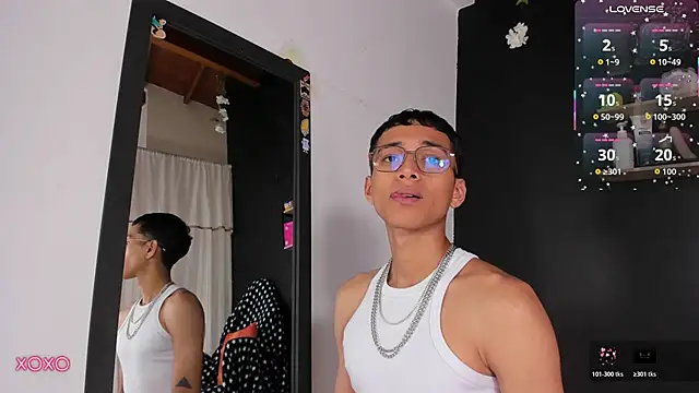 Snapshot of _Josh_Moon_ chatting on February 2026 03:49:02 PM Josh Moon online show from February 2026 03:49:02 PM