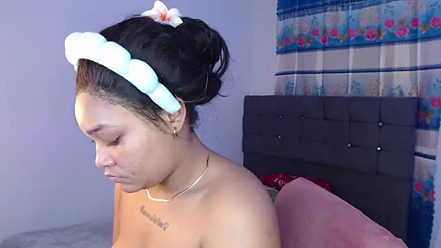 latin riahnna jp online show from June 2026 09:45:02 AM