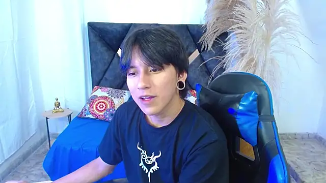 nikoo 18 online show from March 2026 01:27:01 PM