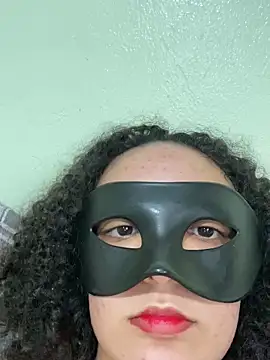 MaxMaddiey online show from April 2026 07:04:02 PM