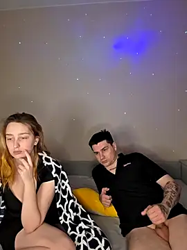 ToxyFoxyy online show from February 2026 02:35:01 PM