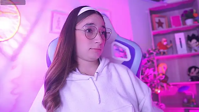 issa monterrey  online show from February 2026 12:49:01 PM