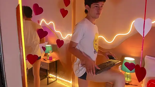 Snapshot of Christian_Foxx chatting on February 2026 01:29:02 PM Christian Foxx online show from February 2026 01:29:02 PM