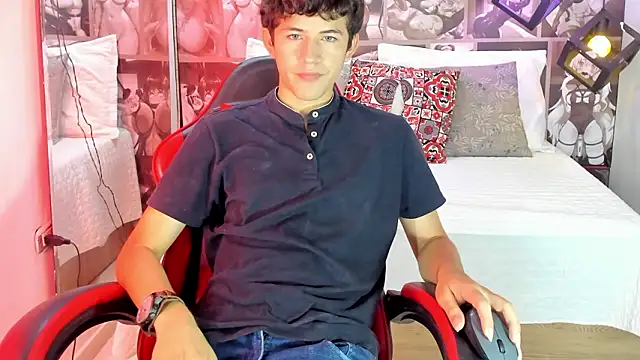 Snapshot of Christian_Foxx chatting on March 2026 01:50:02 PM Christian Foxx online show from March 2026 01:50:02 PM