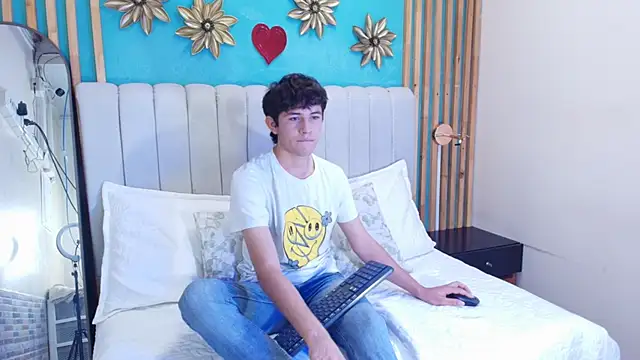 Snapshot of Christian_Foxx chatting on March 2026 12:30:02 AM Christian Foxx online show from March 2026 12:30:02 AM