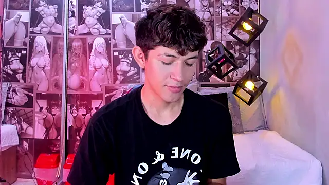 Snapshot of Christian_Foxx chatting on April 2026 02:35:01 PM Christian Foxx online show from April 2026 02:35:01 PM