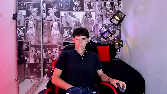 Snapshot of Christian_Foxx chatting on May 2026 01:52:02 PM Christian Foxx online show from May 2026 01:52:02 PM
