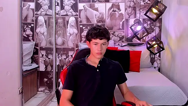Snapshot of Christian_Foxx chatting on May 2026 02:14:02 PM Christian Foxx online show from May 2026 02:14:02 PM
