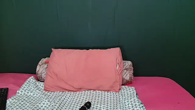 Snapshot of Freaky_CardiXX chatting on February 2026 08:38:01 PM Freaky CardiXX online show from February 2026 08:38:01 PM