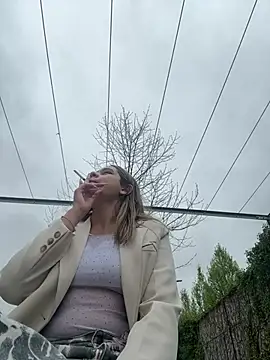 BabyKathy online show from April 2026 12:32:01 PM