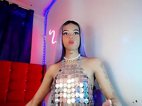 DahliaGill online show from June 2026 07:48:01 PM