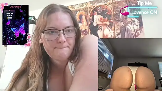 Snapshot of lillythotz chatting on April 2026 07:15:01 PM lillythotz online show from April 2026 07:15:01 PM