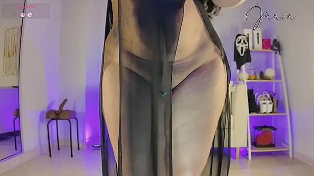 Snapshot of Srtalewis chatting on February 2026 02:54:02 PM Srtalewis online show from February 2026 02:54:02 PM