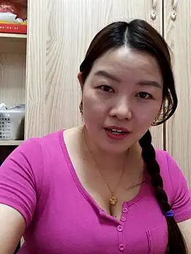 Snapshot of Jennie_dogy chatting on April 2026 02:27:02 AM Jennie dogy online show from April 2026 02:27:02 AM