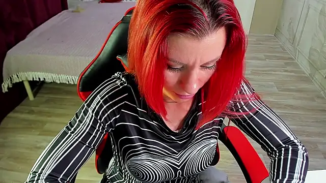 RinaFox   online show from February 2026 06:26:01 AM