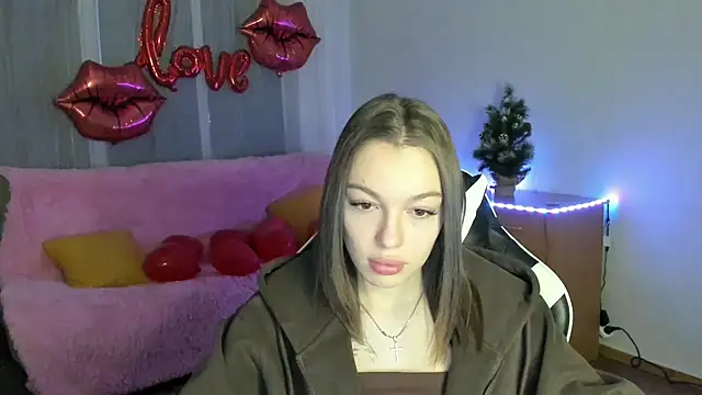 CandyGyrl online show from February 2026 01:01:02 AM