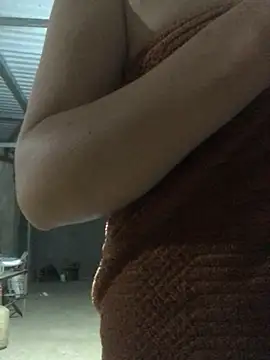 Snapshot of Cheng_baby chatting on April 2026 12:49:01 PM Cheng baby online show from April 2026 12:49:01 PM